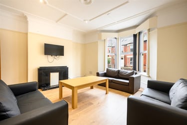 7 bed house, Queens Road, Jesmond, Newcastle, NE22PR - Image 1
